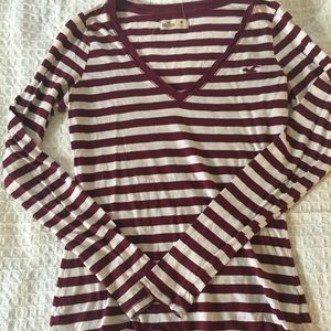 SALE 🎉 Hollister red and white striped shirt